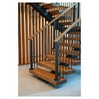 Escalier droit en bois dur Prima, durable, pour intérieur, avec main courante
