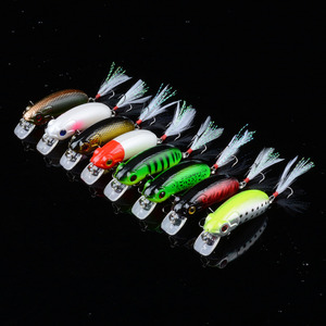 Leurre de pêche crankbait 6cm 10g, wobbler dur avec hameçons à plumes - Product Image 5