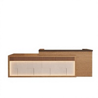 Comptoir de réception droit moderne à deux niveaux avec éclairage LED, taille et couleur personnalisables, pour hôtel, bureau, hall d'entrée