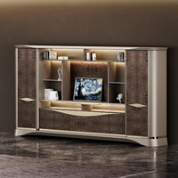 Bureau de direction de luxe en bois massif avec finitions dorées, design royal, pour mobilier de bureau au Moyen-Orient