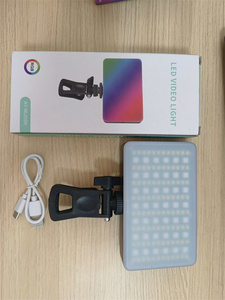 Buena LUZ DE Selfie multicolor recargable Mini Luz de vídeo RGB teléfono móvil cuadrado Selfie Led anillo de luz con Clip para <span class=keywords><strong>Youtube</strong></span> - Product Image 2