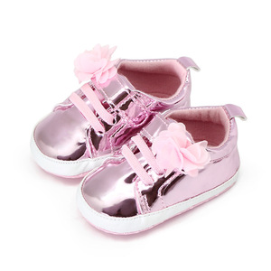 Chaussures pour bébés de 0 à 1 an en gros, chaussures décontractées pour bébés à semelle souple avec motif floral mignon - Product Image 3