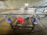 Diverse Fruit-En Groentedraineermachines Met Drainerende Trillingsschermen Voor Fruit-En Groenteverpakkingen Voedselprijs