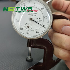 Siyah 450gsm PVC şerit ekran çit 19cm * 35m su geçirmez ve anti-statik gizlilik bant 20 klipler ile bahçe dekorasyon için - Product Image 3