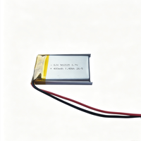 Spesifikasi 502535 3.7V 400mAh Baterai Ultra-tipis Semi-solid State LiNiMnCoO2 500 Siklus 32g untuk Perangkat Elektronik Kecil