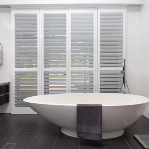 Chine usine écologique blanc 3.5 pouces PVC Plantation volets porte coulissante et <span class=keywords><strong>volet</strong></span> bois aluminium <span class=keywords><strong>volet</strong></span> - Product Image 1