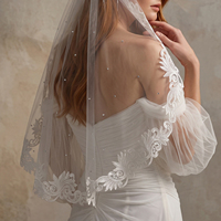 Voile de mariée vintage à bordure en dentelle, 1 couche, longueur doigt, orné de perles, élégant, avec appliques brodées, sequins et tulle, avec peigne