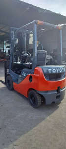 Carrello Elevatore <span class=keywords><strong>Diesel</strong></span> <span class=keywords><strong>Toyota</strong></span> 8FGN15 Usato di Alta Qualità, Capacità di Sollevamento 1,5 Tonnellate, Prodotto in Giappone, Attrezzatura di Sollevamento con Motore e Cambio - Product Image 3