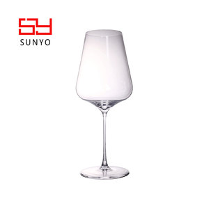 Verre à <span class=keywords><strong>vin</strong></span> à long pied côtelé en cristal transparent sans plomb, moderne, durable, élégant, haut <span class=keywords><strong>de</strong></span> gamme, pour hôtel, bar, restaurant, avec logo personnalisé - Product Image 3