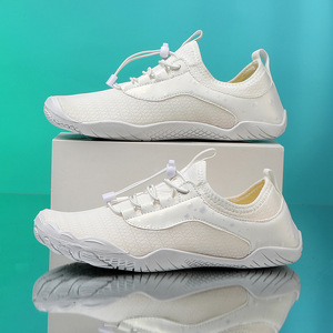 Chaussures d'eau d'été pour hommes et femmes, à cinq doigts, séchage rapide, respirantes, antidérapantes, pour la plage, la natation, la rivière, les sports de plein air - Product Image 3