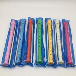 El precio al por mayor es bajo. Flauta de Juguete de Plástico de 8 Orificios Colorida para Niños con Varilla y Bolsa de PVC - Product Image 2