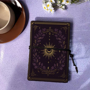 Beau cahier A6 fait à la main cadeau chaud pour les lois adapté aux plans et recettes de réunion de famille avec Sun Moon Stars Lea - Product Image 3