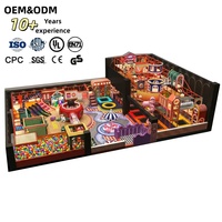 Equipo de juegos interior personalizado: andamio rojo, tobogán multinivel rosa, piscina de bolas, carusel HAPPY BOWLING, trampolín |   FEC para Niños