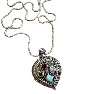 Élégant Pendentif Bali Vintage Doré Multi-Pierres Précieuses en Argent Sterling 925 avec Larimar, Quartz, Tourmaline et Pierre de Lune – Bijou de Fiançailles - Product Image 1