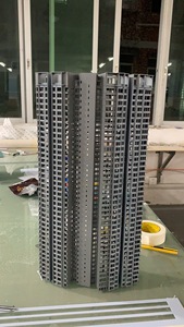 Modello Architettonico 3D in Scala di Edificio Commerciale Moderno con Tavolo di Sabbia - Modello Architettonico di Edificio per Uffici di Tendenza Ora - Product Image 3