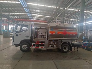 CSC Aviation - Camión Cisterna Móvil para Combustible, Tanque de <5000L, Transmisión Automática, Motor Diésel, Filtración API/IP 1581, Control Deadman - Product Image 2