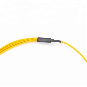 Cable de Fibra Óptica de Alta Venta, 8F MPO/APC(<span class=keywords><strong>F</strong></span>)-LC/UPC SM 3M para Red FTTH - Product Image 2