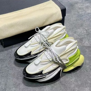 Custom Logo Genuine Leather Upper Breathable Lightweight Sports Casual Designer Unisex Sneakers with Thick Sole Design for Men - Product Image 4