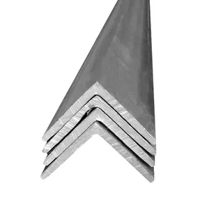 Matériel Q235B fer d'angle équilatéral laminé à chaud, acier à angle galvanisé équilatéral 30*30*3 pour la fabrication mécanique