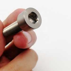 Din912 Titane Micro Vis Usine Inventaire Ventes M2 M2.5 M3 Tête Ovale Style Pouce Système <span class=keywords><strong>De</strong></span> Mesure - Product Image 2