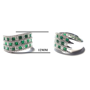 Bague exclusive en or blanc 18 carats avec émeraude et diamant ondulés, idéale pour les banquets d'affaires haut de gamme, avec rapport de bijoutier officiel, sur mesure - Product Image 3