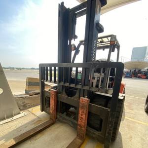 รถยกมือสองเครื่องยนต์ดีเซลโตโยต้า8Ton ญี่ปุ่น - Product Image 6