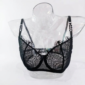 Ensemble de lingerie boudoir pour femme en dentelle noire, soutien-gorge à armatures 3/4, string, porte-jarretelles, respirant, taille basse, en maille transparente à pois, vente en gros - Product Image 1