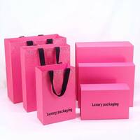 Ensemble de sacs et boîtes en papier rose de luxe, magnétiques et pliables, avec poignées en ruban, pour emballage de perruques et cheveux, design haut de gamme personnalisé pour le commerce de détail