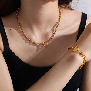 Stainless Steel Ot Buckle Necklace And <b>Bracelet</b> <b>Set</b> Gold For Women Everyday Wear Geometric Design - Product Image 4