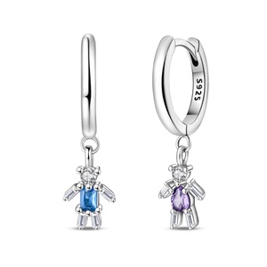 <span class=keywords><strong>Pendientes</strong></span> <span class=keywords><strong>de</strong></span> Plata 925 Chapados en Oro con Circonita Morada en Forma <span class=keywords><strong>de</strong></span> Uva - Joyería Original para Mujer para Aniversario, Fiesta y Regalo - Product Image 2