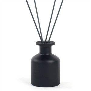 150ml Black Glass <strong>Reed</strong> <strong>Diffuser</strong> <strong>Bottle</strong> - Product Image 5