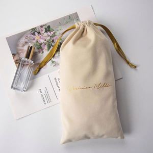 Sac d'emballage personnalisé pour bijoux de luxe en faux daim avec pochettes de présentation - Product Image 5