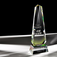 Trophée Plaque en Verre Tour de Cristal Bleu Jaune Transparent Base Montagne Arc-en-ciel MH-J0252