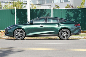 <span class=keywords><strong>Voiture</strong></span> d'occasion <span class=keywords><strong>la</strong></span> <span class=keywords><strong>moins</strong></span> chère MG7 2025 1.5T DCT Version Luxe Essence Berline Fastback de taille moyenne Traction avant <span class=keywords><strong>Voiture</strong></span> familiale sportive à vendre - Product Image 5