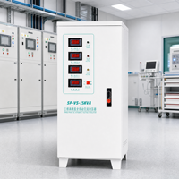 Stabilisateur de tension triphasé 15 kVA 380 V, régulateur automatique avec écran LED pour l'indication des pannes de courant et de tension
