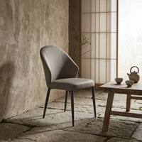 Chaise de salle à manger de style nordique moderne et luxueuse avec structure en métal et revêtement en cuir PU pour la maison, l'appartement, l'hôtel, le restaurant
