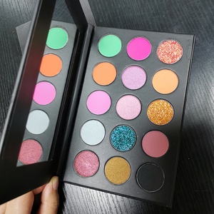 La costumbre profesional duradera maquillaje brillo 18 color <span class=keywords><strong>de</strong></span> sombra <span class=keywords><strong>de</strong></span> ojos paleta <span class=keywords><strong>de</strong></span> sombra <span class=keywords><strong>de</strong></span> ojos mate - Product Image 2