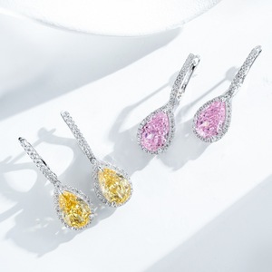 Pendientes de Plata de Ley S925 con Forma de Gota de Agua para Mujer, Estilo de Lujo Ligero, Halo en Color Amarillo/Rosa, Forma de Pera, 5ct - Product Image 1