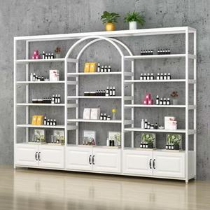 Estantes de Cosméticos de Diseño Moderno, Exhibidores de Cosméticos Dorados para Tiendas Minoristas con Gabinete, Personalización de Logotipo y Tamaño - Product Image 6