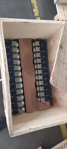 Structure de commande en fer d'origine avec port 1/4 pour machines de construction 4WE6D6X/EG24N9K4 - Product Image 5