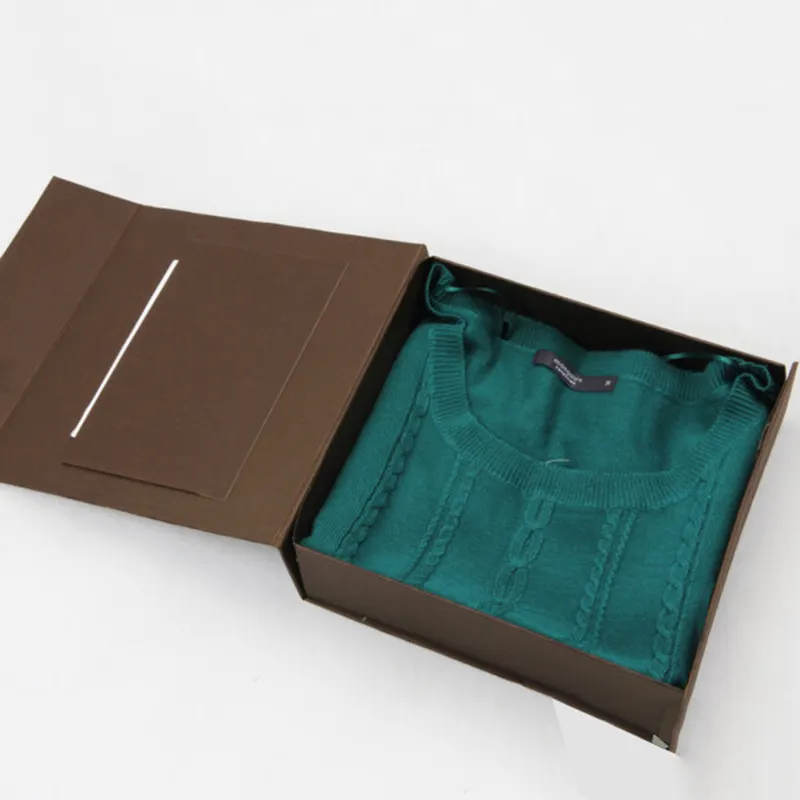 Cajas de embalaje de ropa de camiseta de lujo magnéticas plegables para pequeña empresa, novedad de 2022