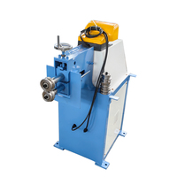 Machine rotative multifonctionnelle à rouleaux de perles pour conduits ronds en tôle