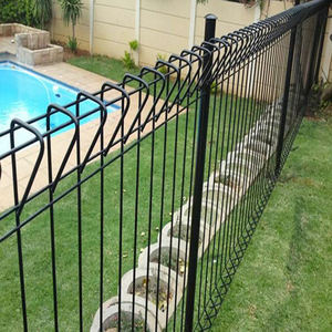 Clôture en fil de fer BRC Clôture à toit enroulé <span class=keywords><strong>Panneaux</strong></span> supérieurs pliants Clôture en fil de fer rigide Clôture soudée BRC/Clôture d'autoroute/Clôture paysagère - Product Image 2