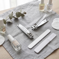 Kit de manucure et pédicure 5 en 1, coupe-ongles, outils de pédicure et de manucure en métal avec soin des orteils et des doigts