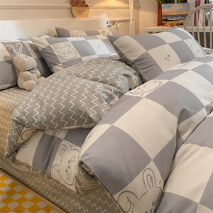 カスタマイズされた柔らかく通気性のある卸売100% オーガニックコットン薄いキルティングホームベッドカバー染めプリントキルト - Product Image 3