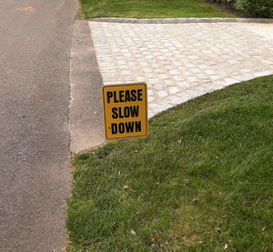 Letreros Personalizados para Jardín de 18x24 Resistentes a la Intemperie y Protegidos contra Rayos UV con Soporte en H para Educación y Escuelas, Letreros de Matrícula Escolar - Product Image 3