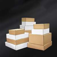 Boîte de papier de carton ondulé de couleur personnalisée OEM/ODM logo personnalisé vêtement chaussure boîte-cadeau gaufrage mat stratification pour chaussettes
