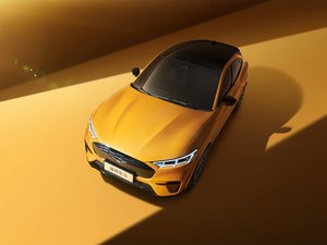 Vente flash - SUV électrique haute performance - <span class=keywords><strong>Ford</strong></span> <span class=keywords><strong>Mustang</strong></span> Mach-<span class=keywords><strong>E</strong></span> <span class=keywords><strong>GT</strong></span> 2025 - Pour la conduite en ville et sur autoroute - Product Image 3