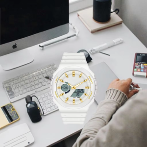 Reloj Deportivo Digital Analógico Ga2100 con Logotipo Personalizado, Correa de Acrílico, Caja de Goma, Cronógrafo, Resistencia al Agua de 20 BAR - Product Image 3