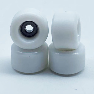 <span class=keywords><strong>Ruote</strong></span> per Fingerboard in Uretano TPU CNC Nuove all'Ingrosso <span class=keywords><strong>con</strong></span> Cuscinetti - Product Image 1